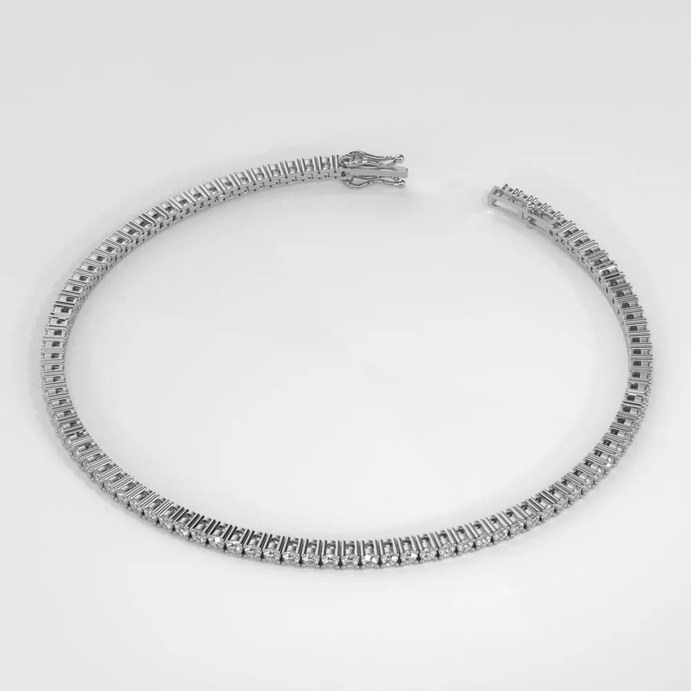 Diamond tennis bracelet with a box-link chain in white gold, three-quarter view
