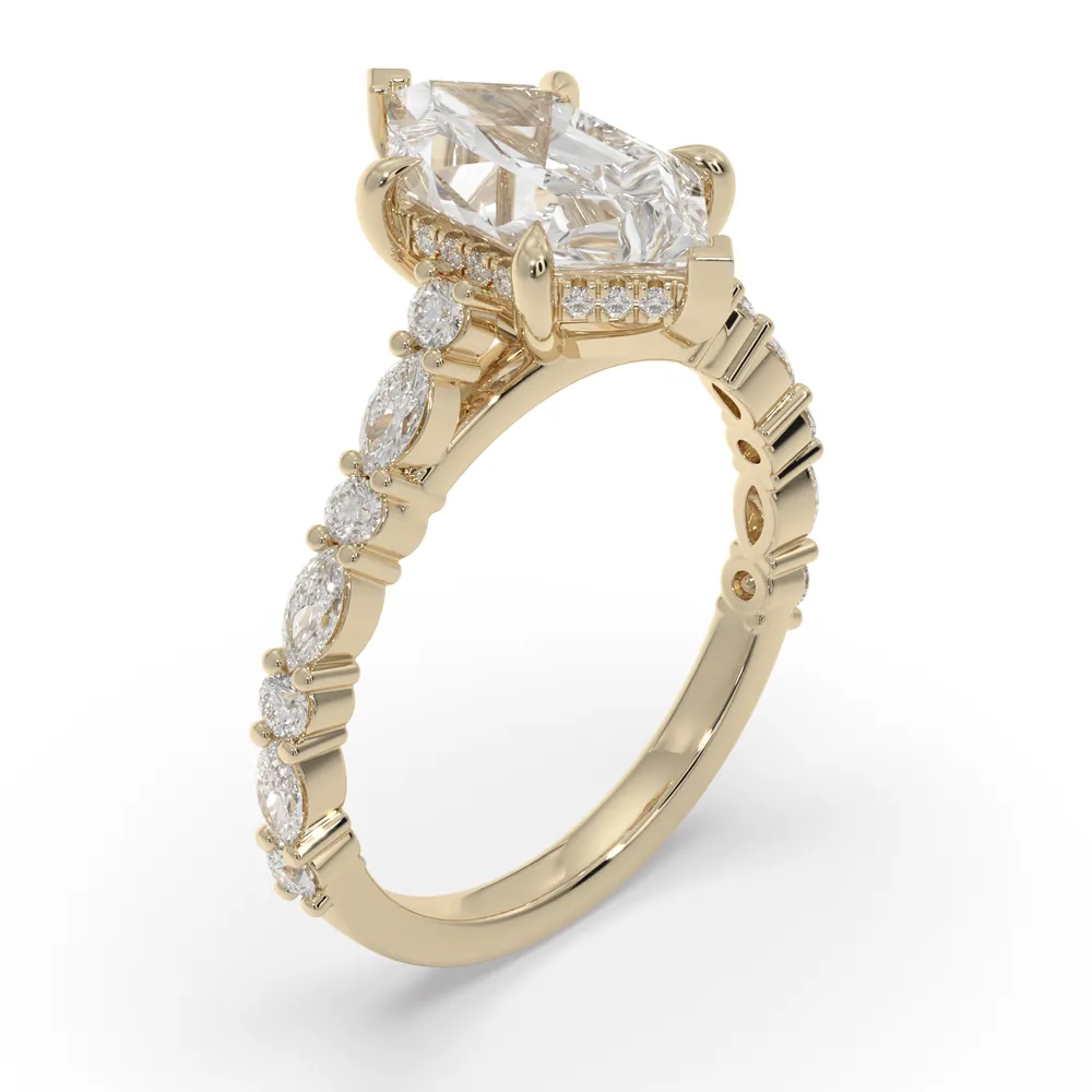 Same ring in yellow gold, three-quarter view